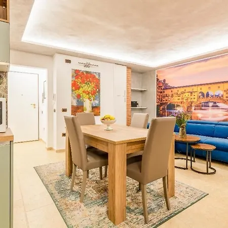 Da Laura A Ponte Vecchio Apartment Florence Exterior photo